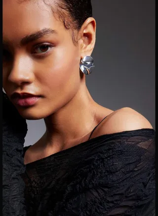 Woman Casual Earrings