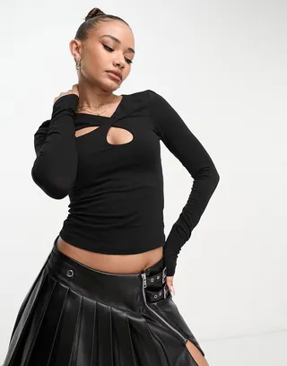 ASOS DESIGN cut out chest top in black