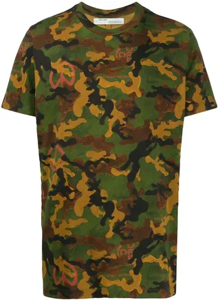 camouflage print T-shirt