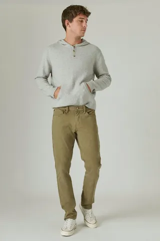 110 Slim 4-Way Stretch Jean