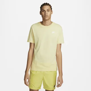 Men's Nike Sportswear Club T-Shirt in Brown