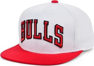 Mitchell & Ness Chicago Bulls 2 Tone Classic Snapback Cap