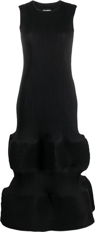 Ripple pleated sleeveless dress