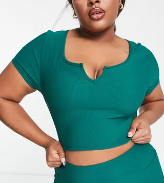 South Beach Plus cap sleeve crop top in forest green