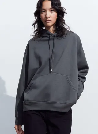 Pocket Detail Drawstring Hoodie