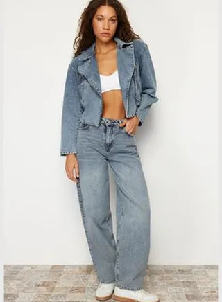 Dark Blue Zipper Detailed Biker Denim Jacket TWOSS24CE00038