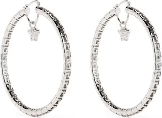 Medusa-charm detail hoop earrings