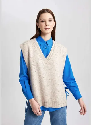 Woman V Neck Tricot Vest