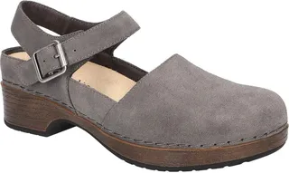 Jaycina Clog