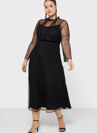 Embroidered Detail Flouncy Sleeve Dress