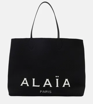 Large knitted tote