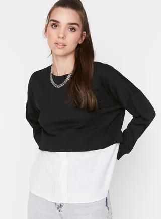 Crew Neck Crop Sweatshirt