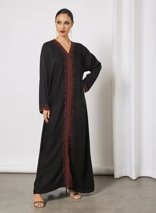 Abaya With Contrasting Stone Work And Lace Embellished