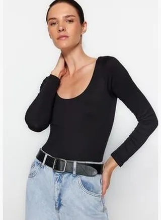 Black Slim Snap Button Fastener Crew Neck Long Sleeved Soft Fabric Flexible Knitted Body TWOAW24BD00031