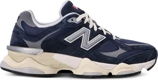 9060 Low-Top Sneakers