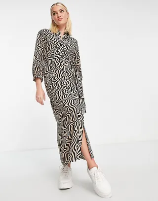 New Look midi shirt dress in brown retro swirl pattern