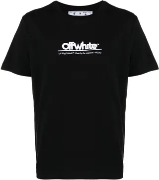 logo-embroidered T-shirt
