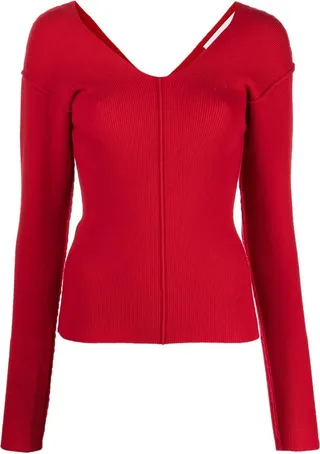 V-neck-back knitted jumper