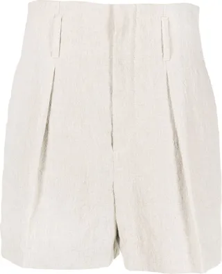 thigh-length Bermuda shorts