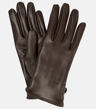 Leather gloves