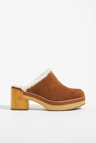 Bernardo Sky Sherpa-Lined Clogs Brown