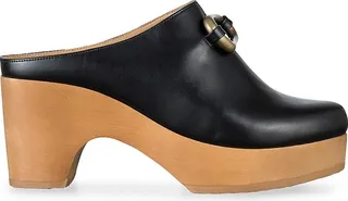 Le Ione Leather Clogs