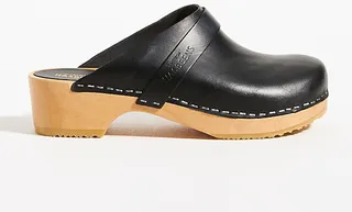 Swedish Hasbeens Husband Clogs Black