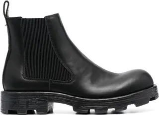 ridged-sole Chelsea boots