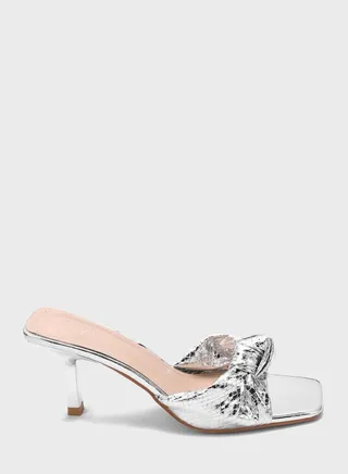 Knot Strap Sandals