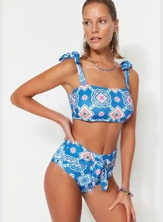 Tile Patterned High Waist Bikini Bottoms With Tie Details TBESS21BA0105