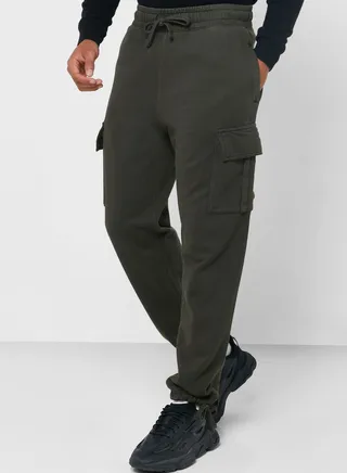 Essential Relaxed Cargo Pants