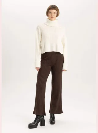 Woman Fit And Flare Tricot Trousers