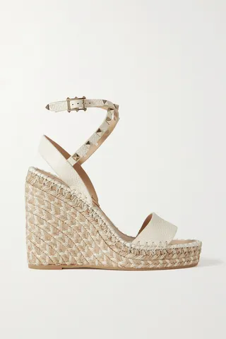 Valentino Garavani - Rockstud 125 Textured-leather Espadrille Wedge Sandals - Ivory