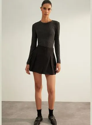 Black Premium High Quality Pleated Mini Woven Skirt TWOAW24ET00224