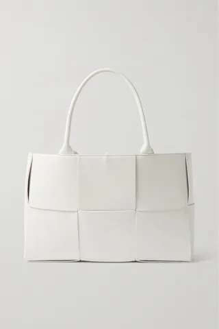 Bottega Veneta - Arco Medium Intrecciato Leather Tote - Off-white