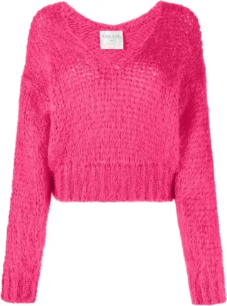 V-neck knitted jumper