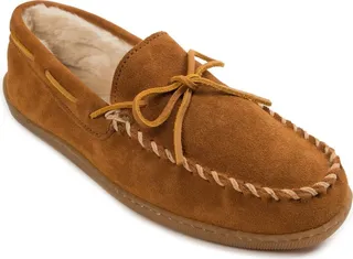 Minnetonka Men's Pile Lined Hardsole Wide Width Slippers Men's Shoes