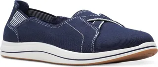 Clarks Women's Cloudsteppers Breeze Skip Slip-On Sneakers Flats Women's Shoes