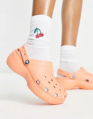 Crocs classic platform clogs in papaya