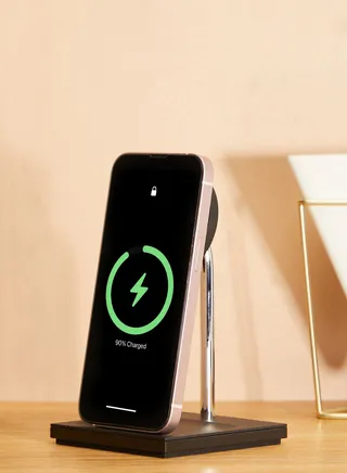 Snap Magnetic 2-In-1 Wireless Charg