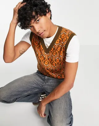 ASOS DESIGN cropped knitted vest in all over print