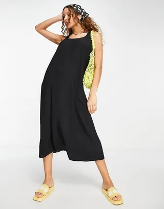 ASOS DESIGN scoop neck trapeze maxi dress in black