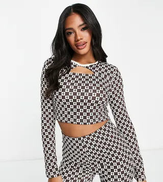 Fila retro print long sleeve crop top in brown
