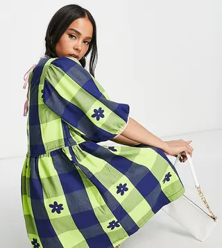 COLLUSION twill gingham mini smock dress in green