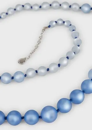 Long necklace with pearl-effect spheres
