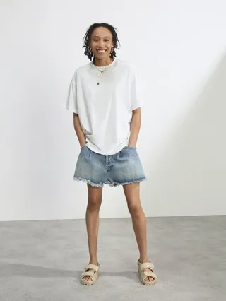 Fold Raw-hem Denim Shorts