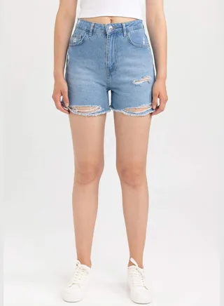 Woman Mom Fit Denim Short