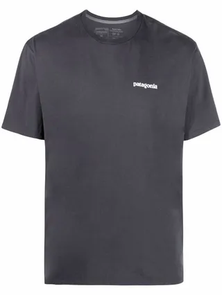 chest logo-print T-shirt