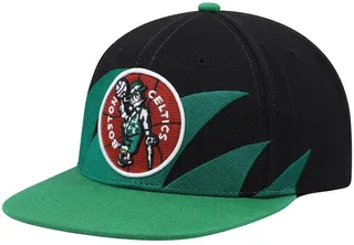 Men's Mitchell & Ness Black and Kelly Green Boston Celtics Hardwood Classics Sharktooth Snapback Hat