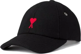 Ami de Coeur wool cap